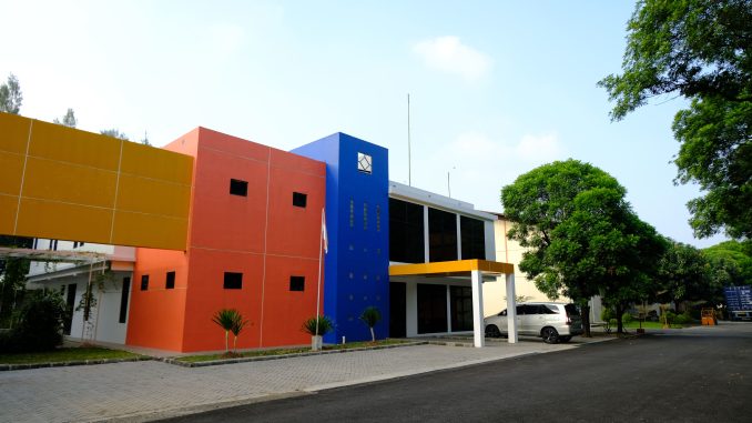 Universitas Sains Indonesia-