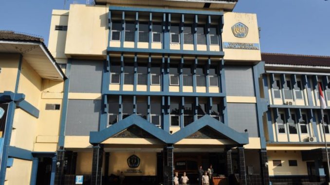Universitas-Langlangbuana-777x437